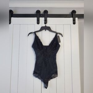 Hey Girl Shapewear Bodysuit. NEW!